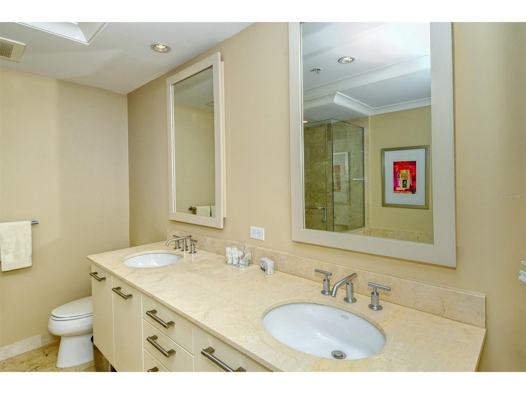 1350 Main Street #1202 Sarasota FL 34236 A4690744 image18