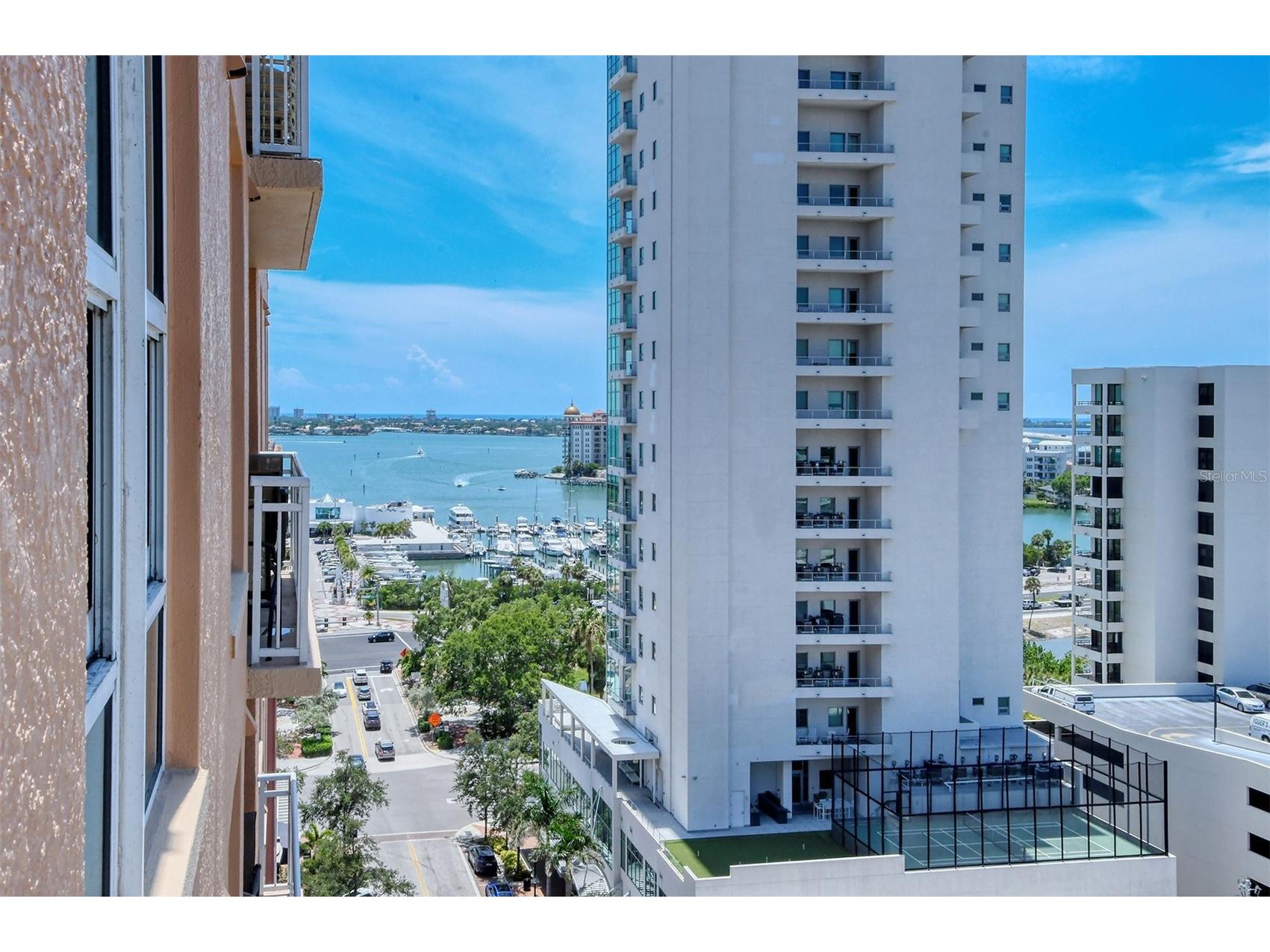 1350 Main Street #1202 Sarasota FL 34236 A4690744 image6