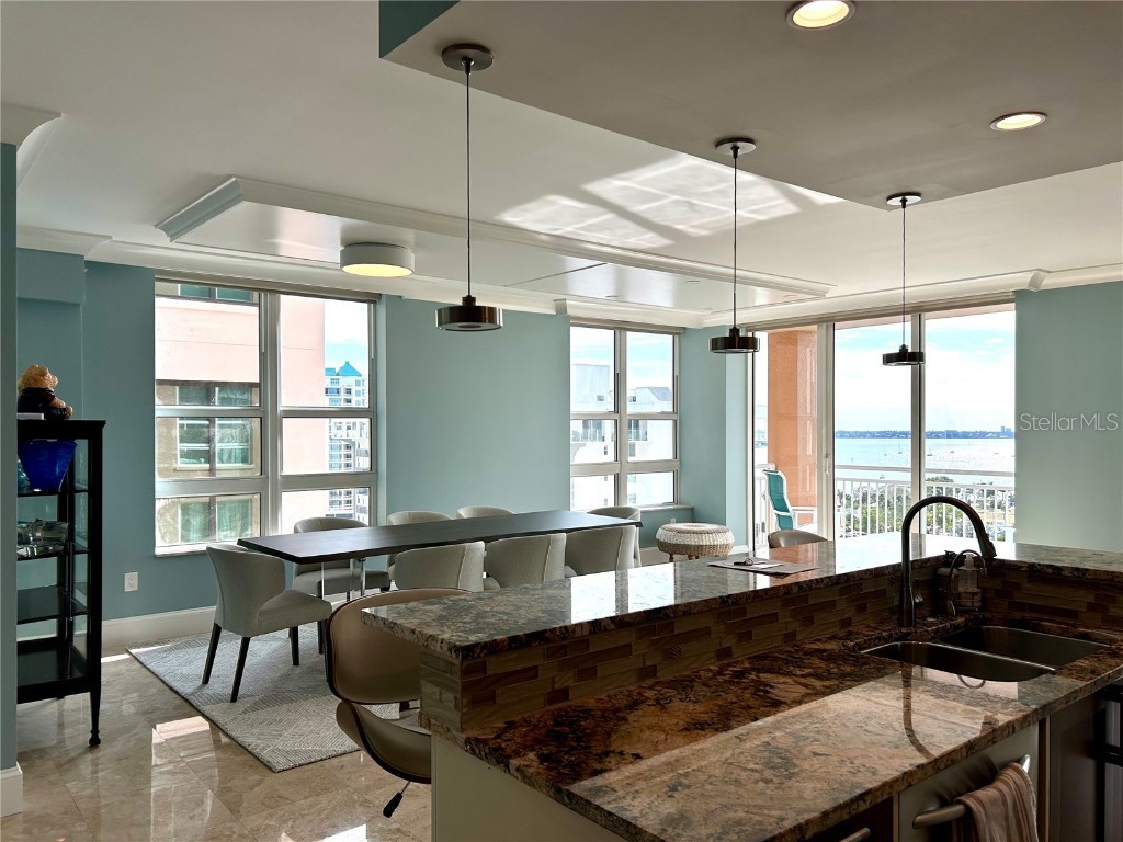 1350 Main Street #1210 Sarasota FL 34236 A4642929 image10