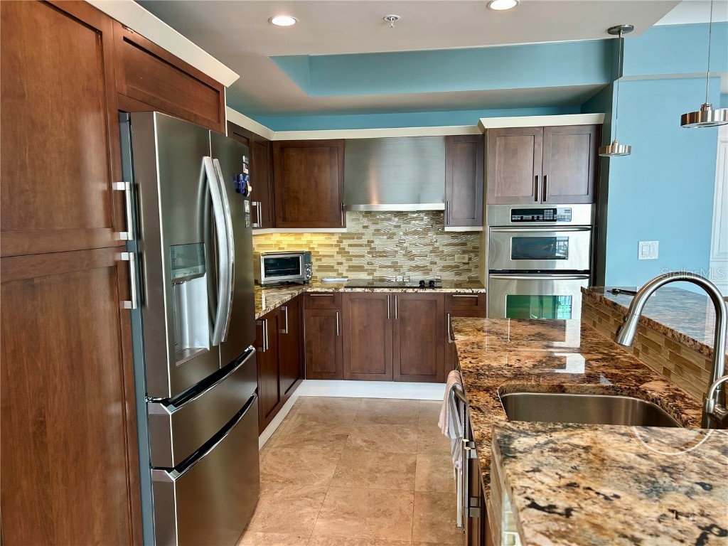 1350 Main Street #1210 Sarasota FL 34236 A4642929 image11