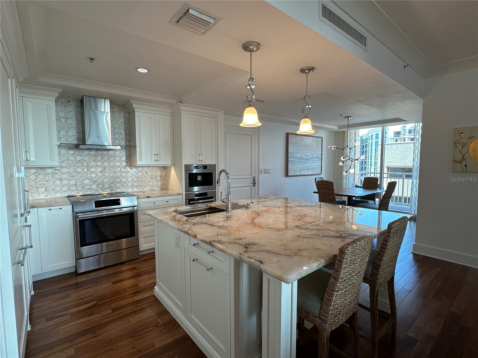 1350 Main Street #1401 Sarasota FL 34236 A4685954 image12