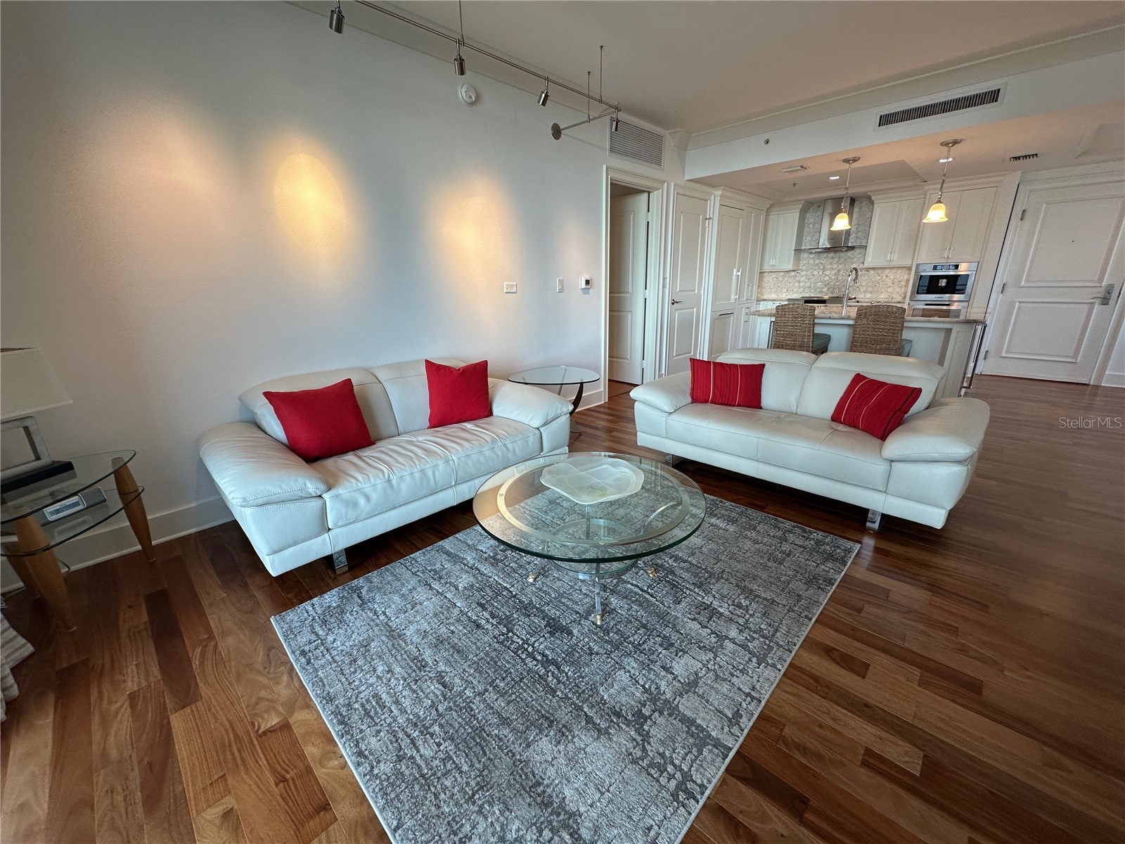 1350 Main Street #1401 Sarasota FL 34236 A4685954 image32