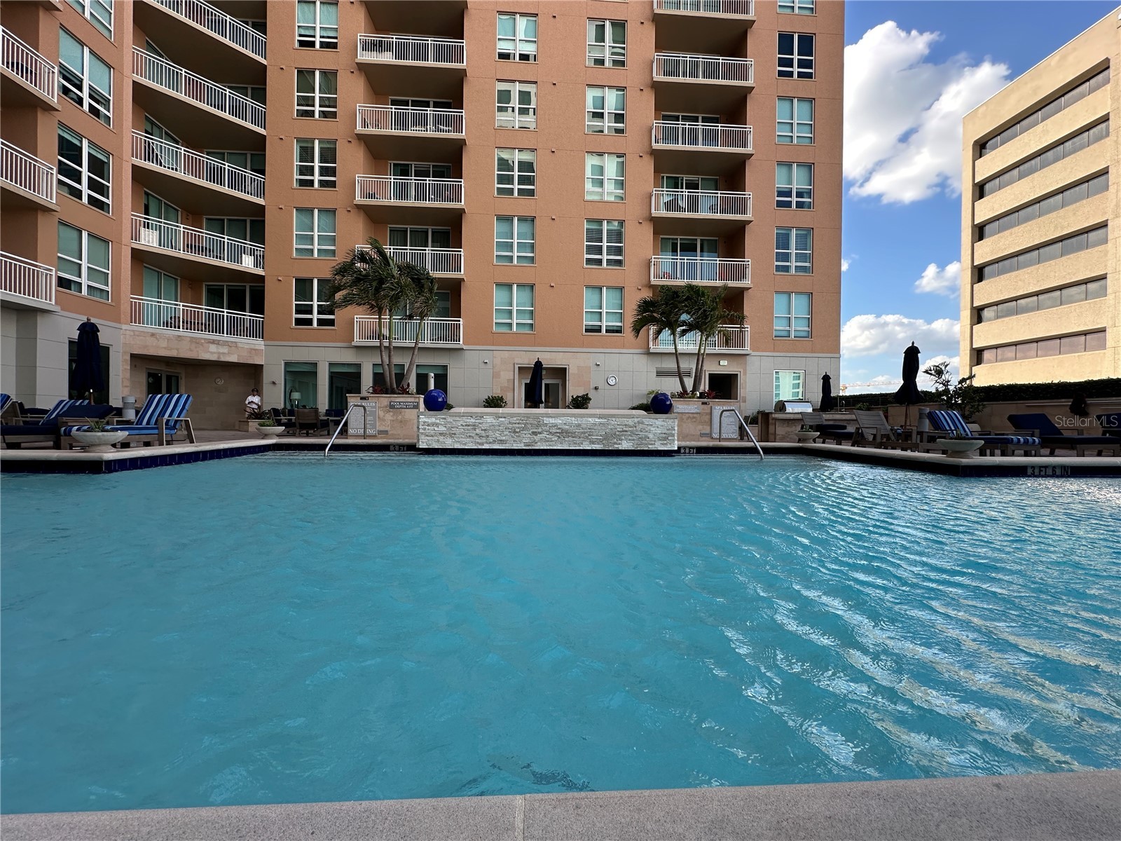 1350 Main Street #1401 Sarasota FL 34236 A4685954 image49