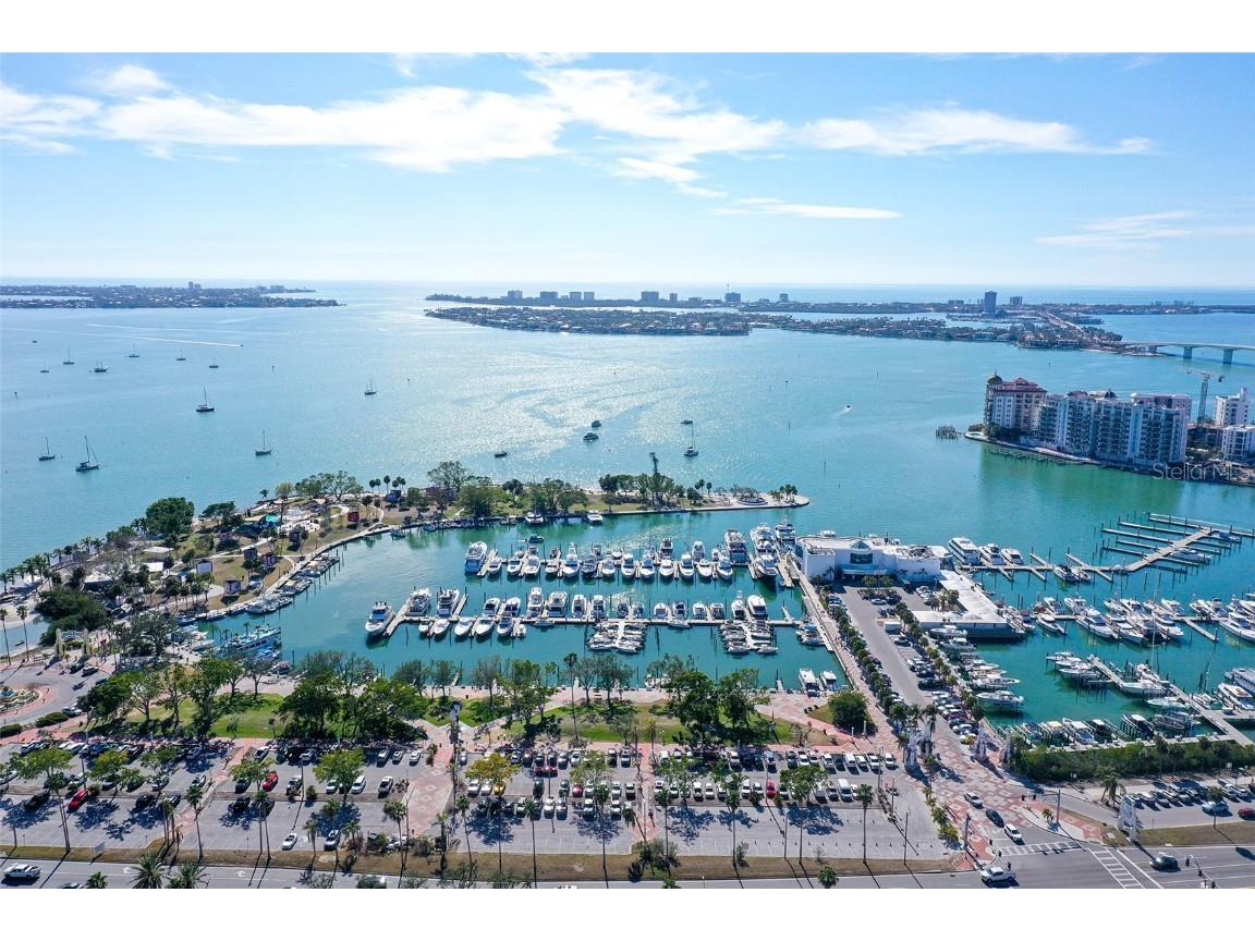 1350 Main Street #1410 Sarasota FL 34236 - SARASOTA BAY A4638120 image1