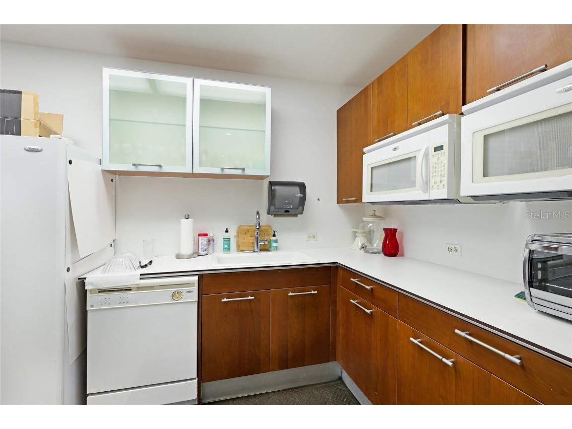 1350 Main Street #1503 Sarasota FL 34236 A4663223 image38