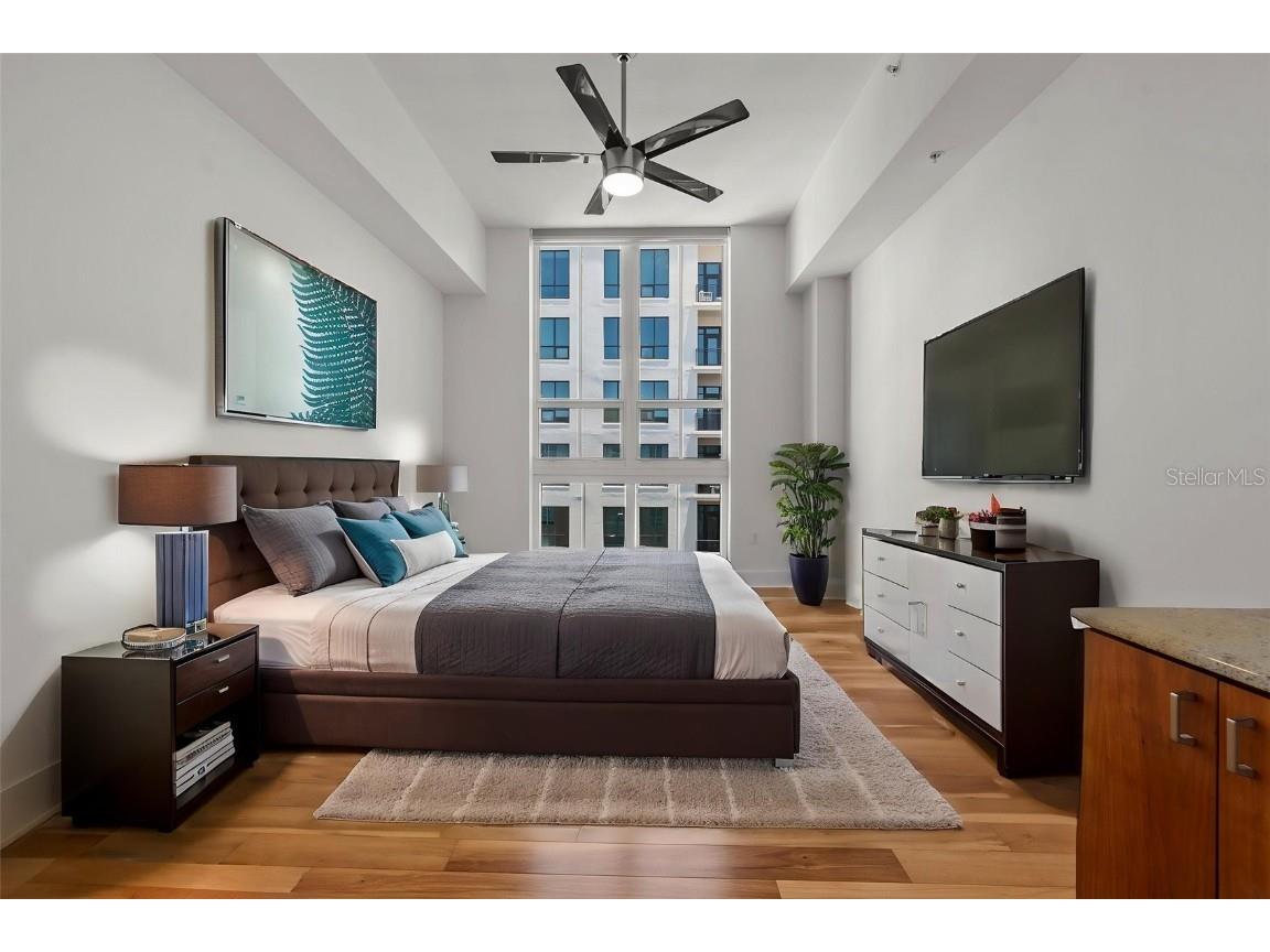 1350 Main Street #1703 Sarasota FL 34236 A4653120 image12