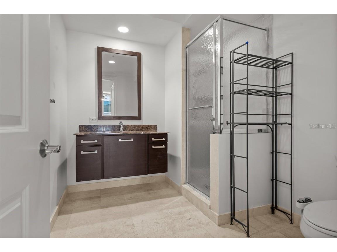 1350 Main Street #1703 Sarasota FL 34236 A4653120 image13