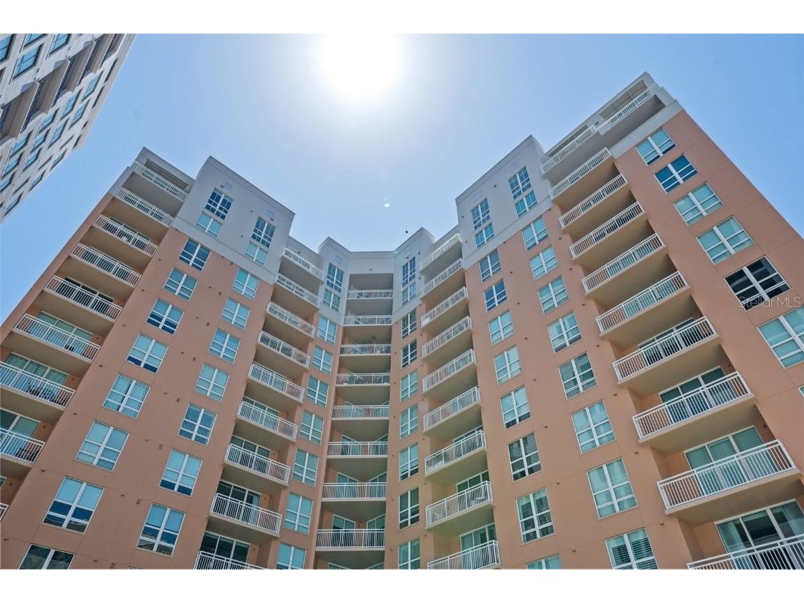 1350 Main Street #1703 Sarasota FL 34236 A4653120 image18