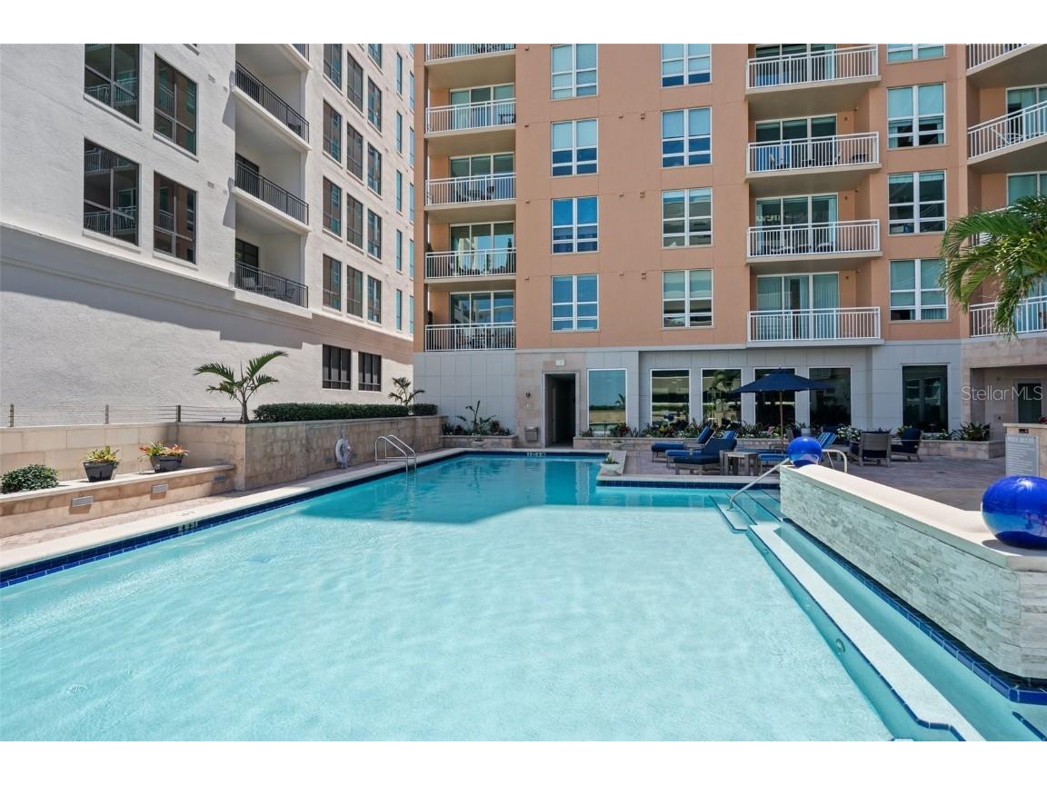 1350 Main Street #1703 Sarasota FL 34236 A4653120 image19