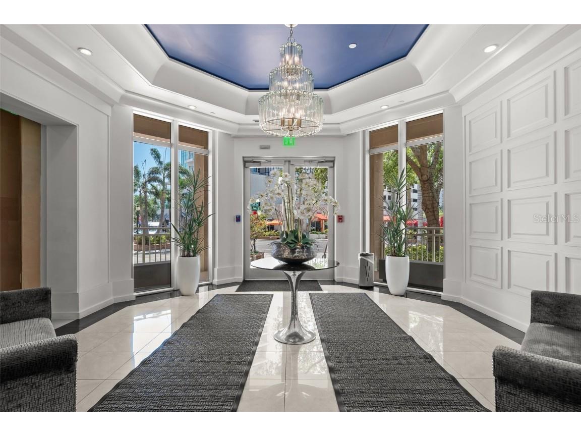 1350 Main Street #1703 Sarasota FL 34236 A4653120 image3