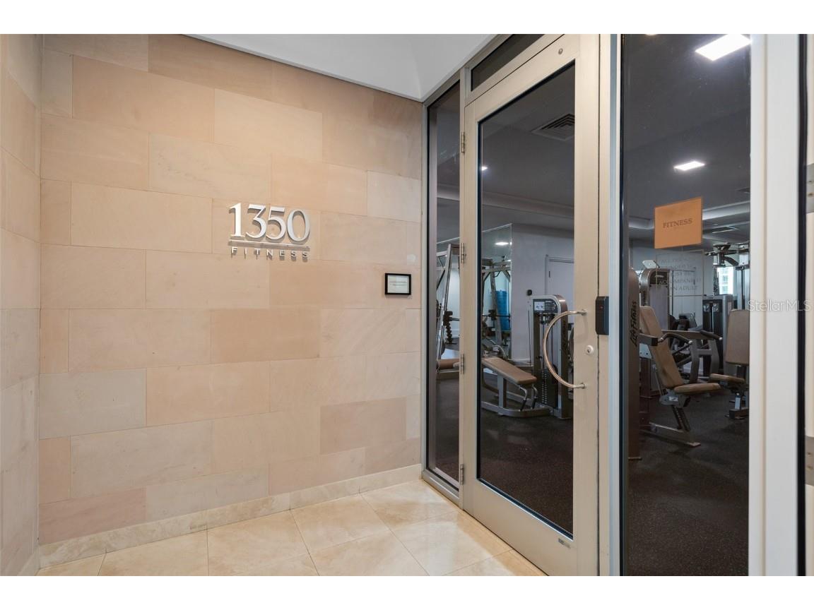 1350 Main Street #1703 Sarasota FL 34236 A4653120 image31