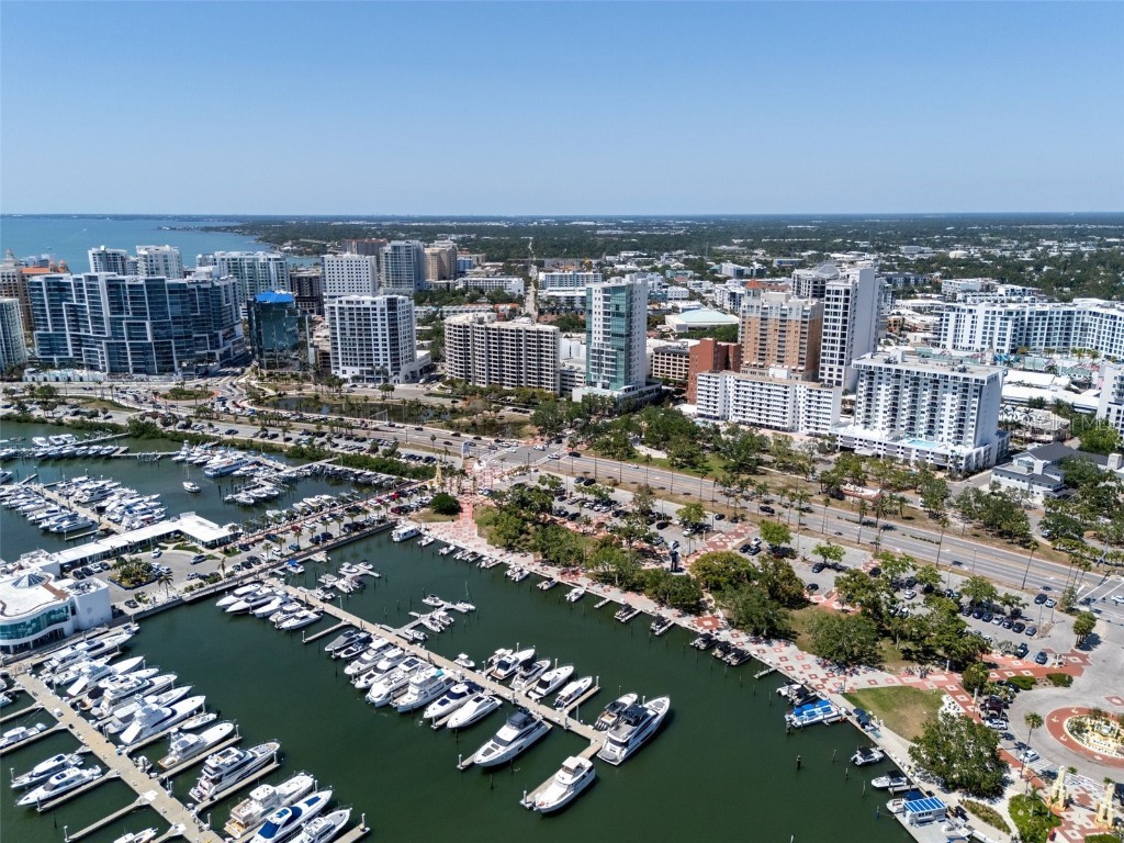 1350 Main Street #1703 Sarasota FL 34236 A4653120 image39