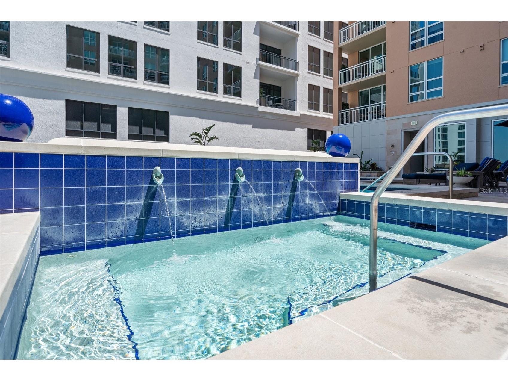 1350 Main Street #1703 Sarasota FL 34236 A4653120 image48
