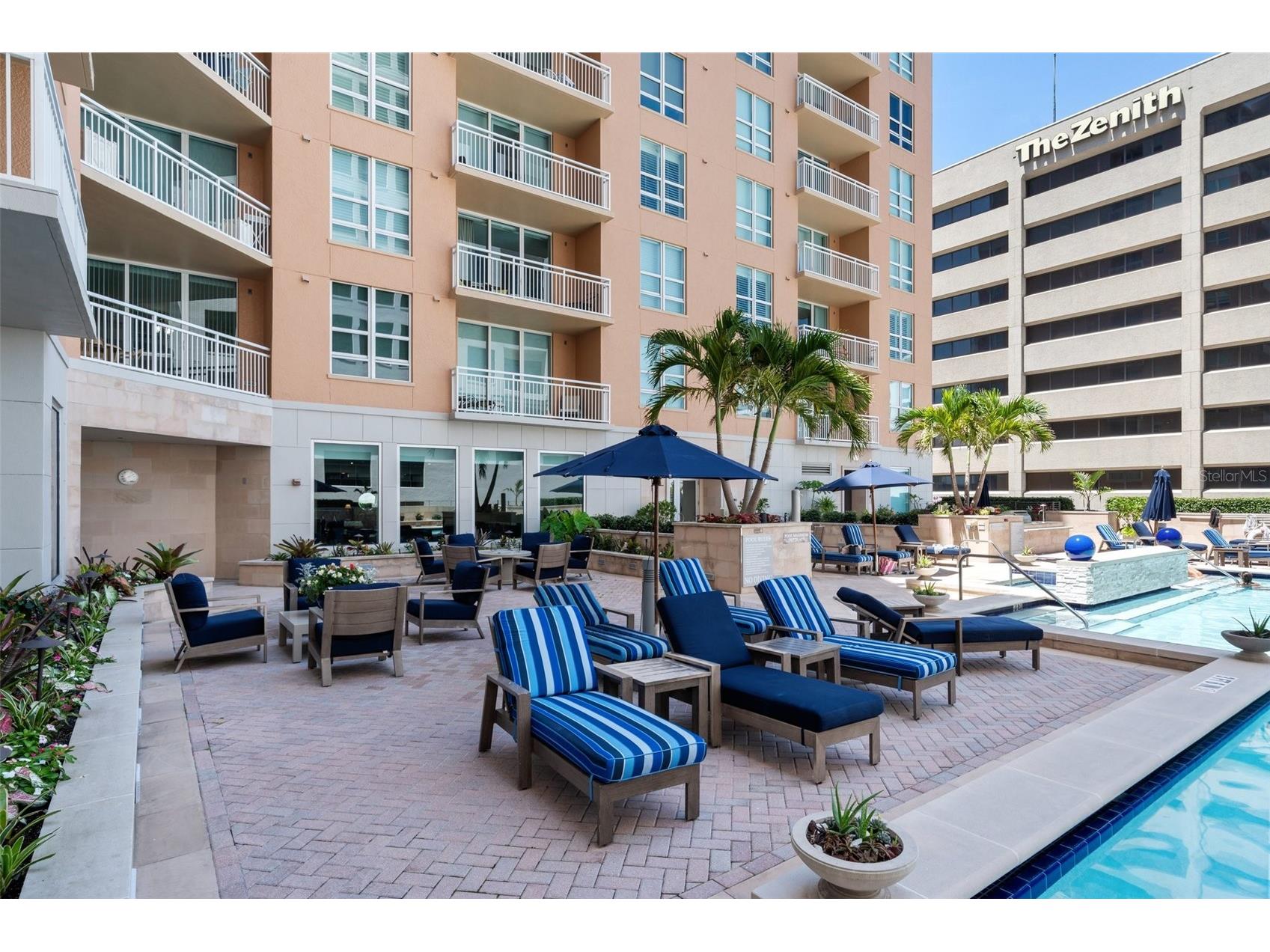 1350 Main Street #1703 Sarasota FL 34236 A4653120 image49