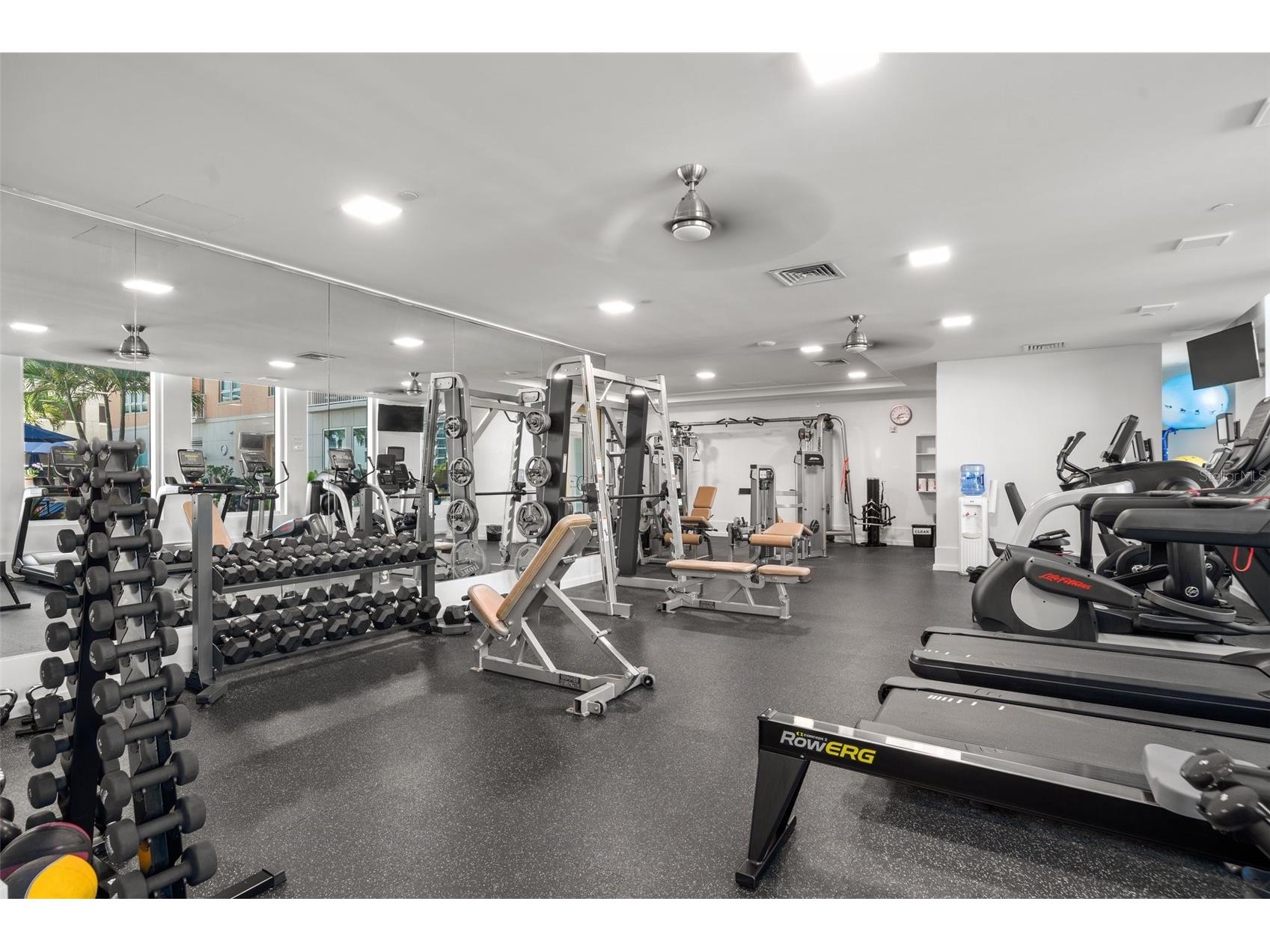 1350 Main Street #1703 Sarasota FL 34236 A4653120 image57