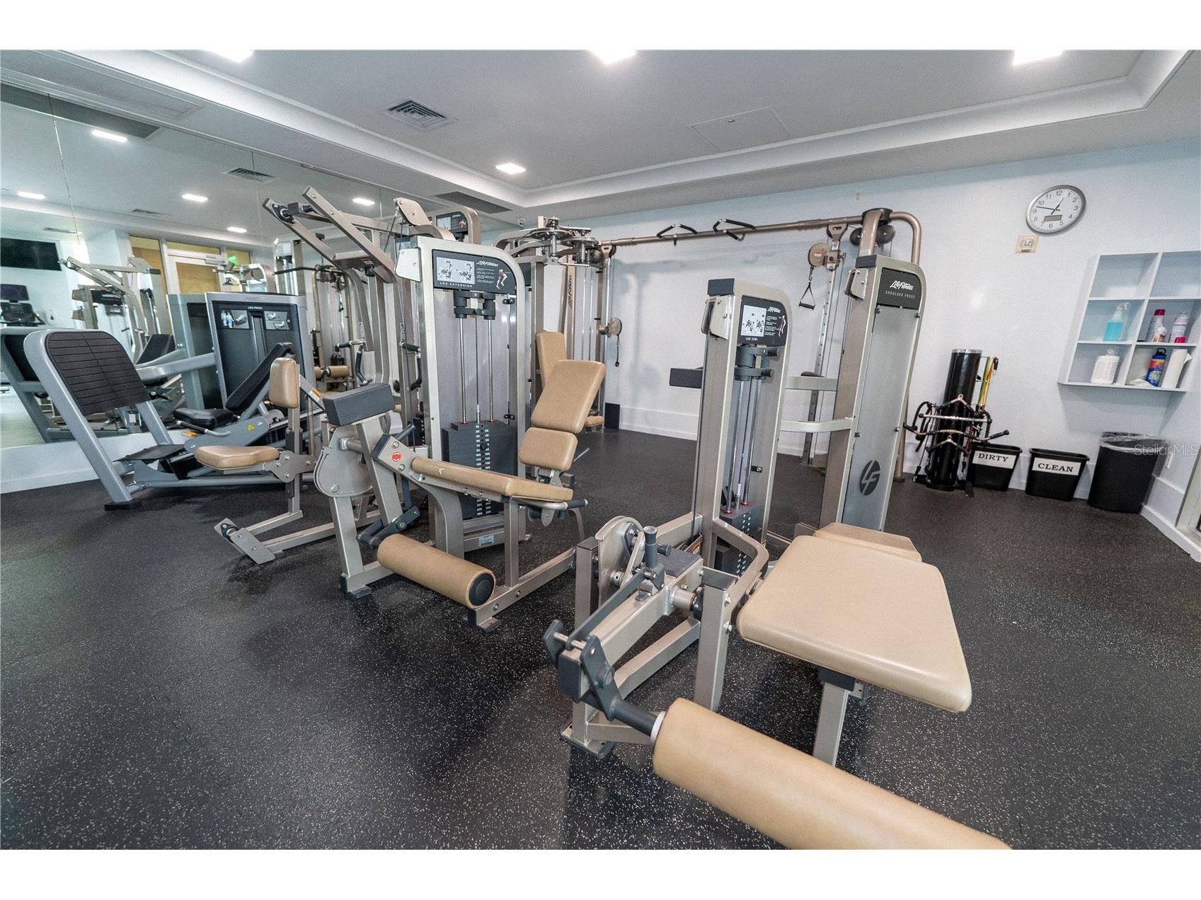 1350 Main Street #200 Sarasota FL 34236 A4700976 image3