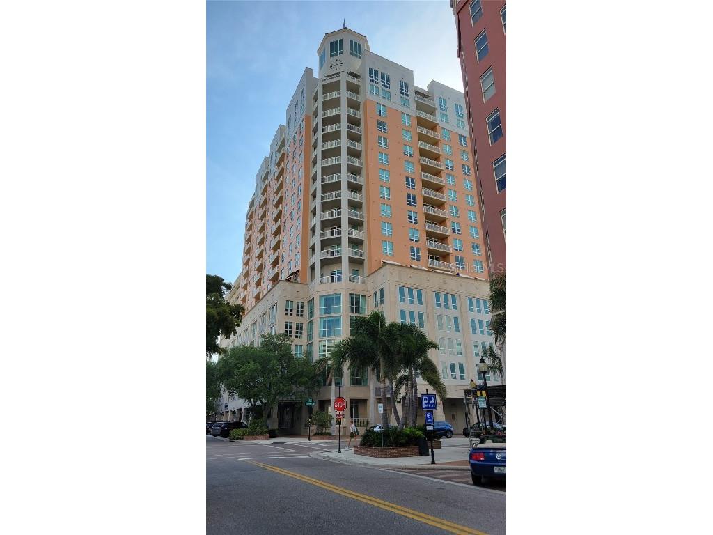 1350 Main Street #700 Sarasota FL 34236 - SARASOTA BAY A4611189 image1