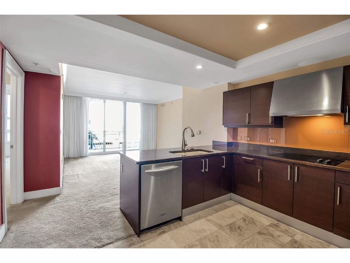 1350 Main Street #707 Sarasota FL 34236 A4674555 image12