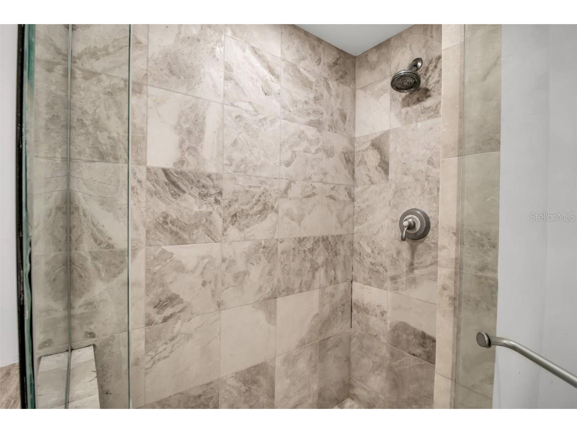 1350 Main Street #707 Sarasota FL 34236 A4674555 image38