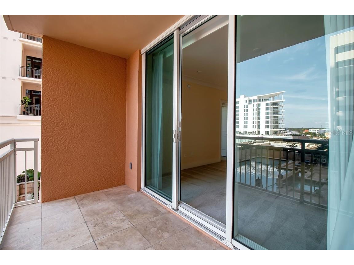 1350 Main Street #707 Sarasota FL 34236 A4674555 image42