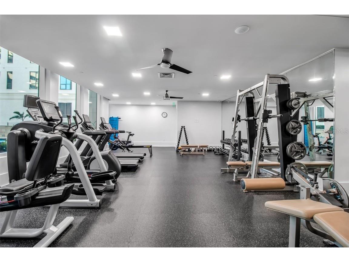 1350 Main Street #707 Sarasota FL 34236 A4674555 image48