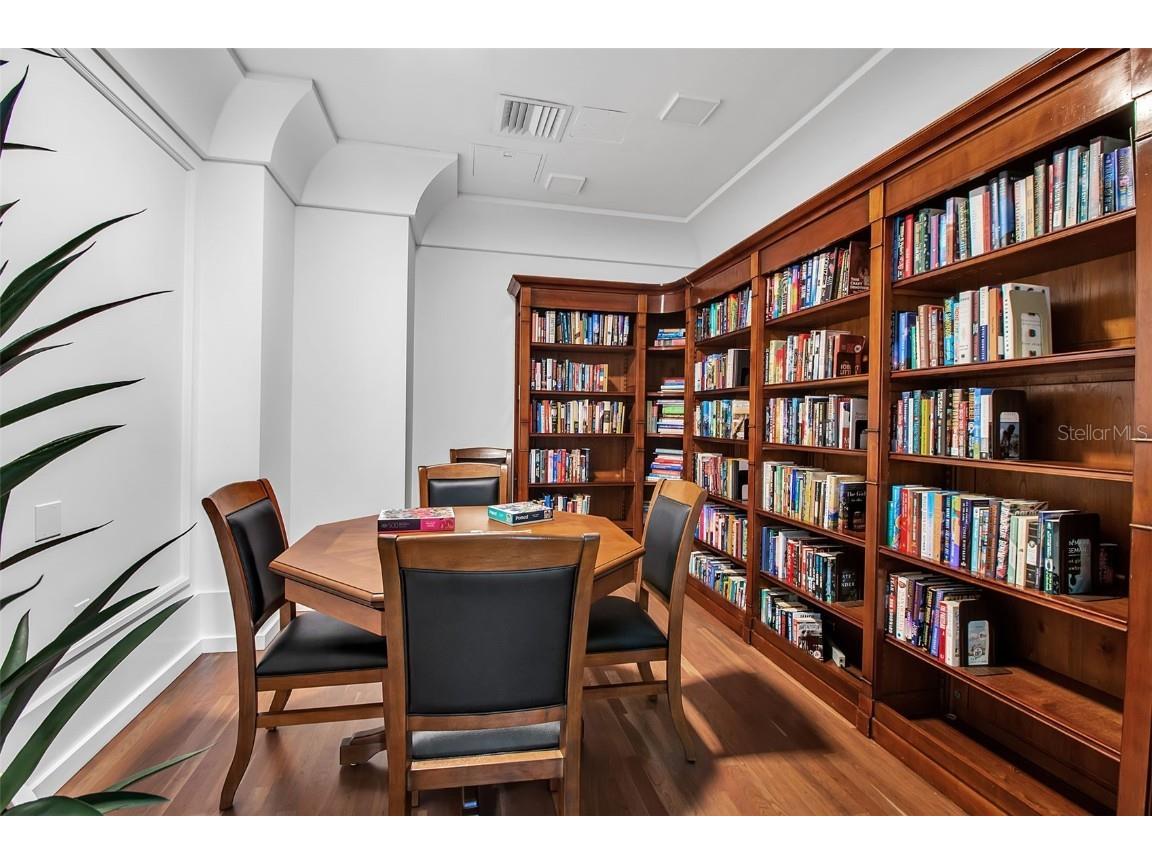 1350 Main Street #707 Sarasota FL 34236 A4674555 image54