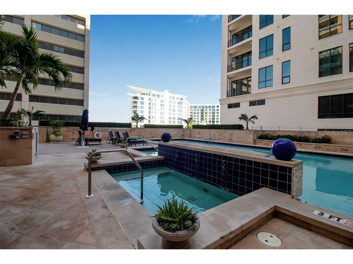 1350 Main Street #707 Sarasota FL 34236 A4674555 image63