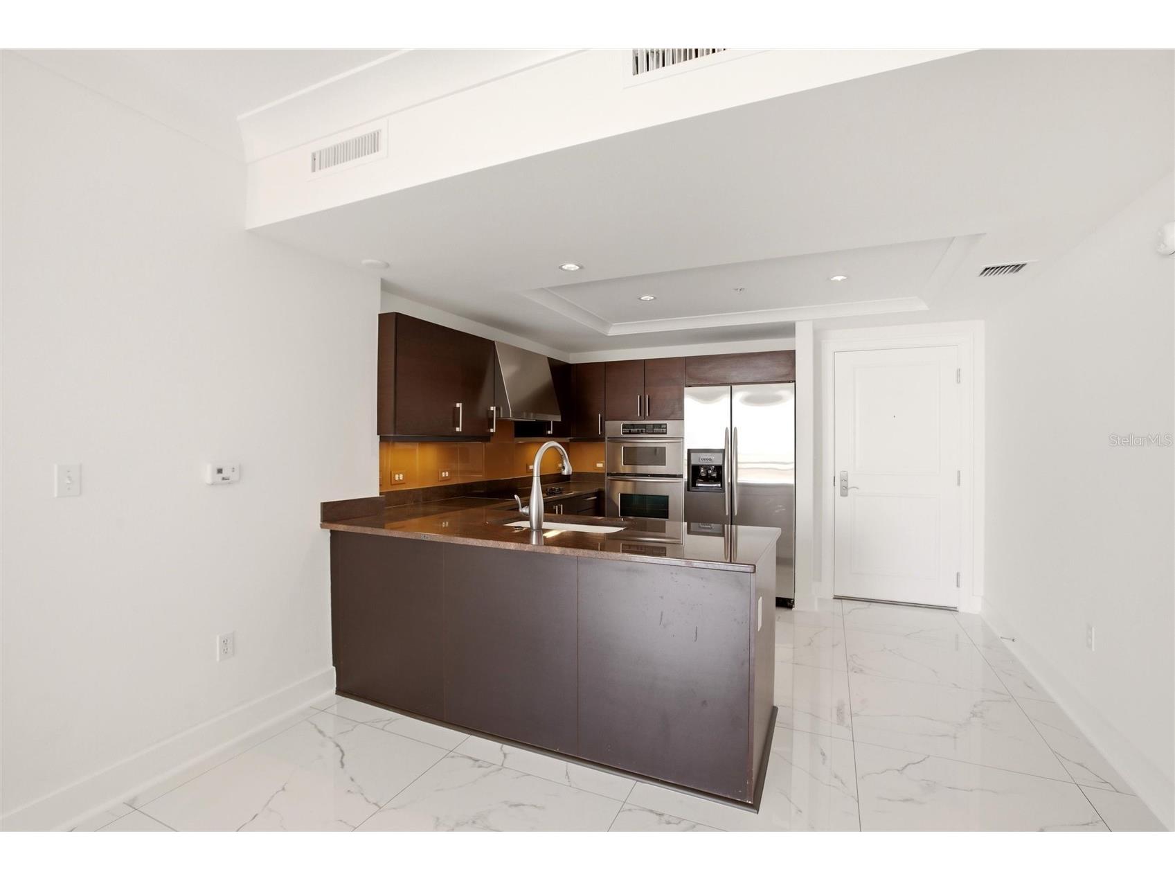 1350 Main Street #707 Sarasota FL 34236 A4695236 image10