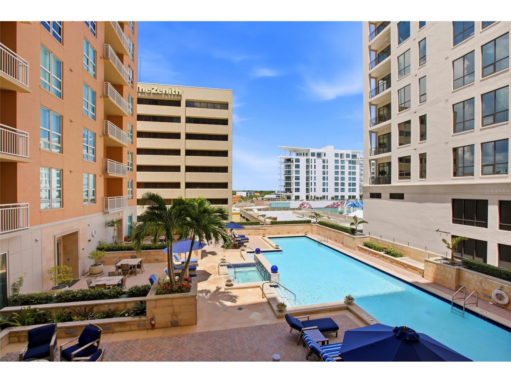 1350 Main Street #707 Sarasota FL 34236 A4695236 image32