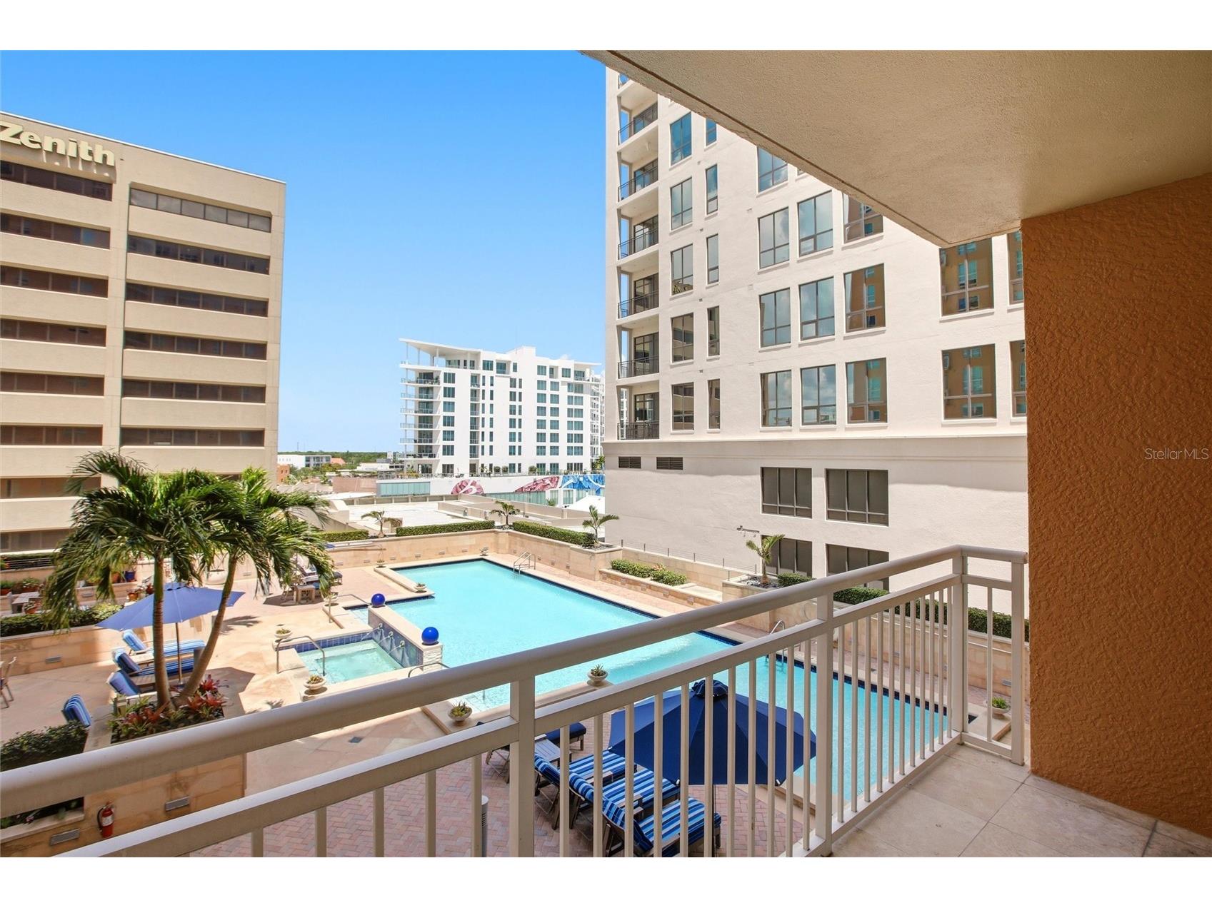1350 Main Street #707 Sarasota FL 34236 A4695236 image33