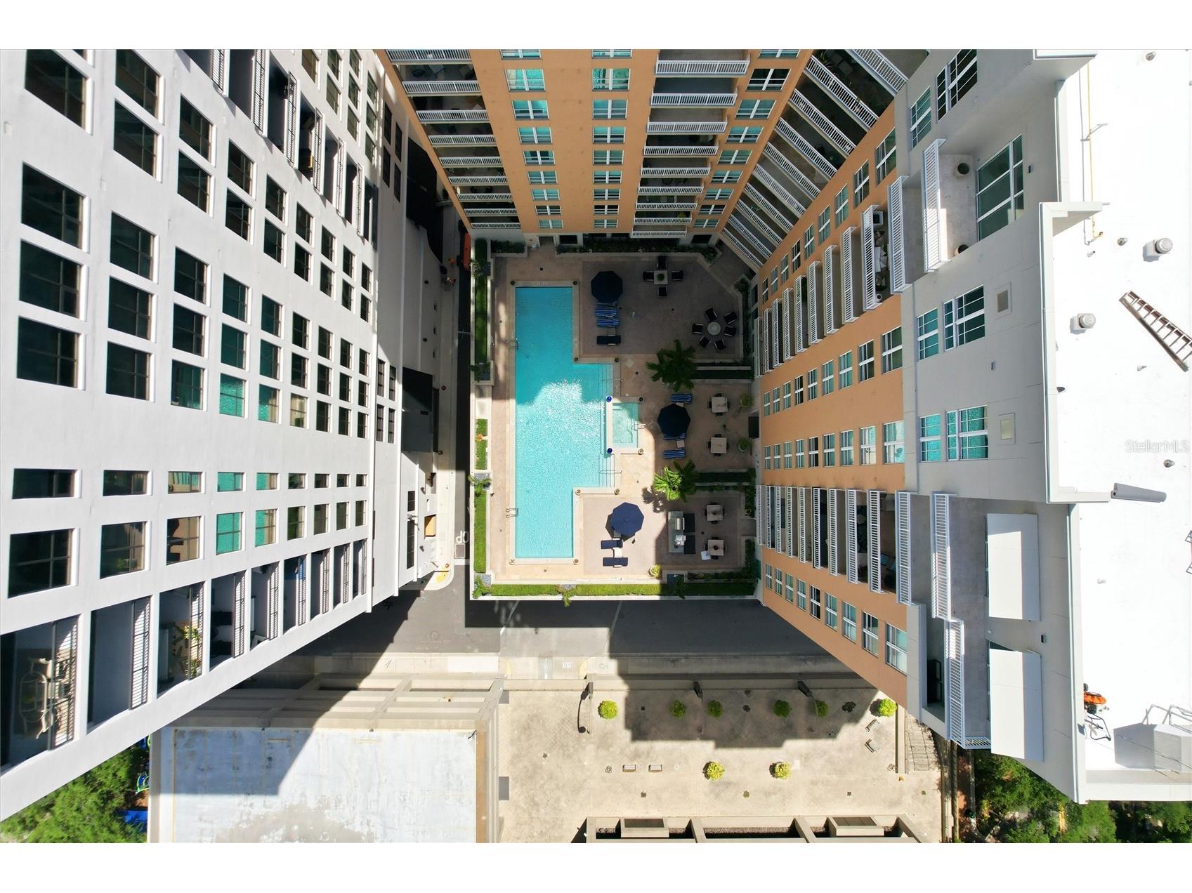 1350 Main Street #707 Sarasota FL 34236 A4695236 image35