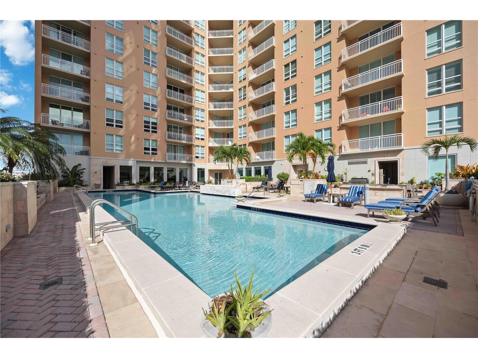 1350 Main Street #709 Sarasota FL 34236 O6396467 image37