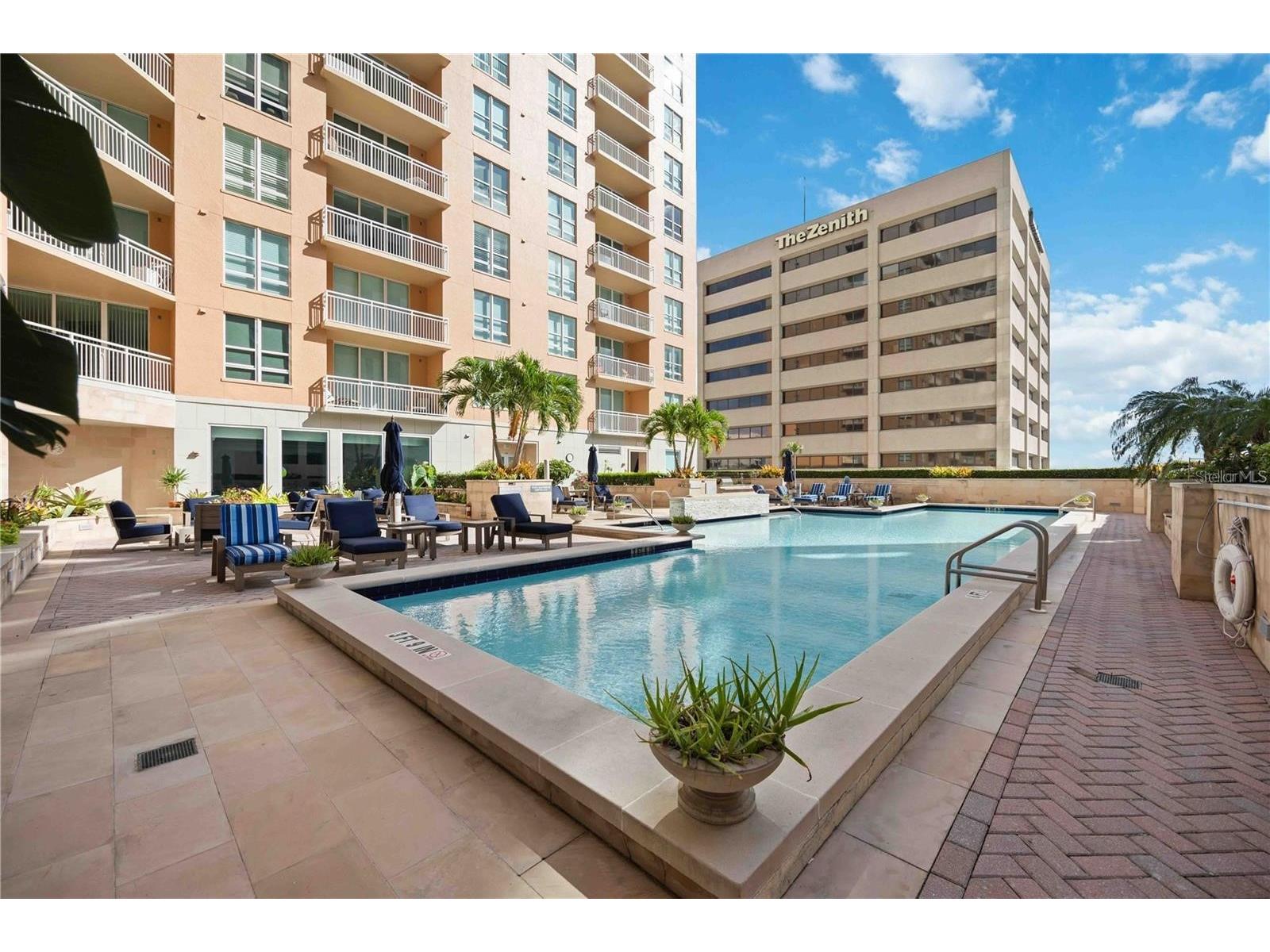1350 Main Street #709 Sarasota FL 34236 O6396467 image38