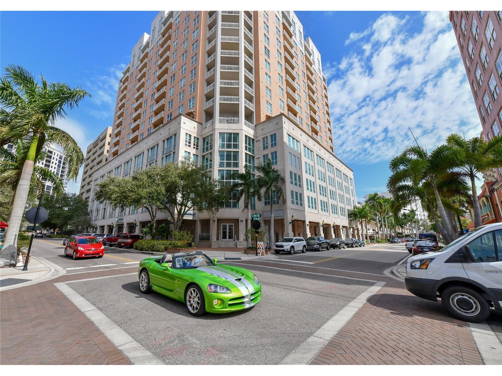 1350 Main Street #712 Sarasota FL 34236 A4680431 image2