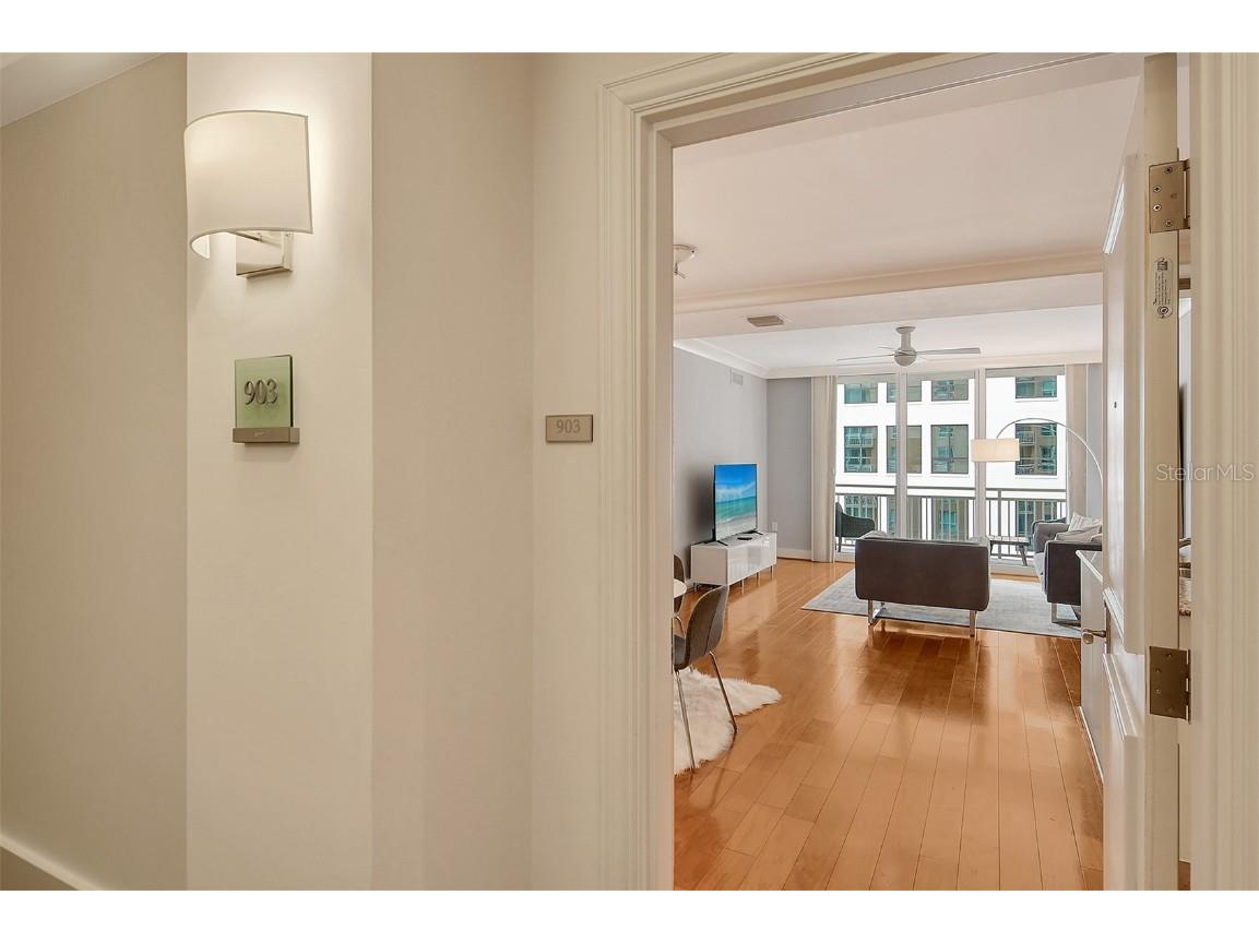 1350 Main Street #903 Sarasota FL 34236 A4549095 image4