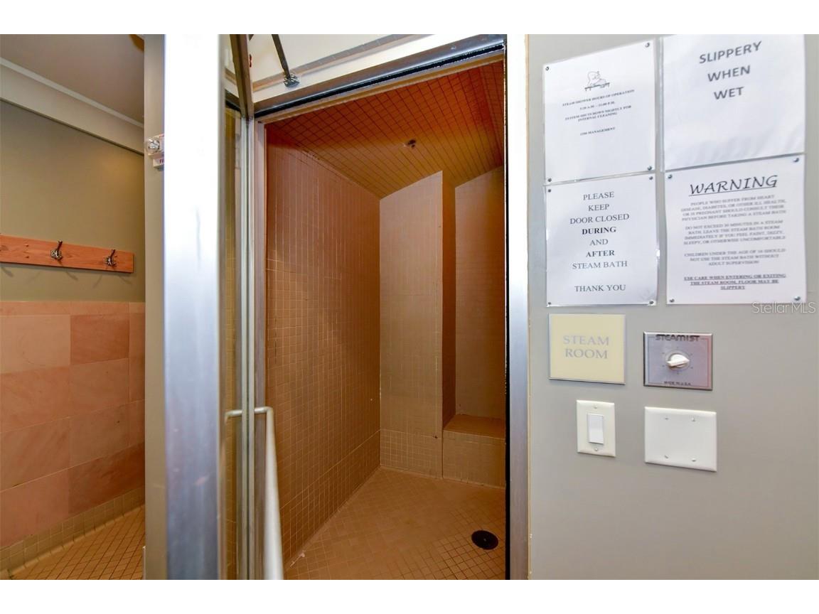 1350 Main Street #903 Sarasota FL 34236 A4549095 image54