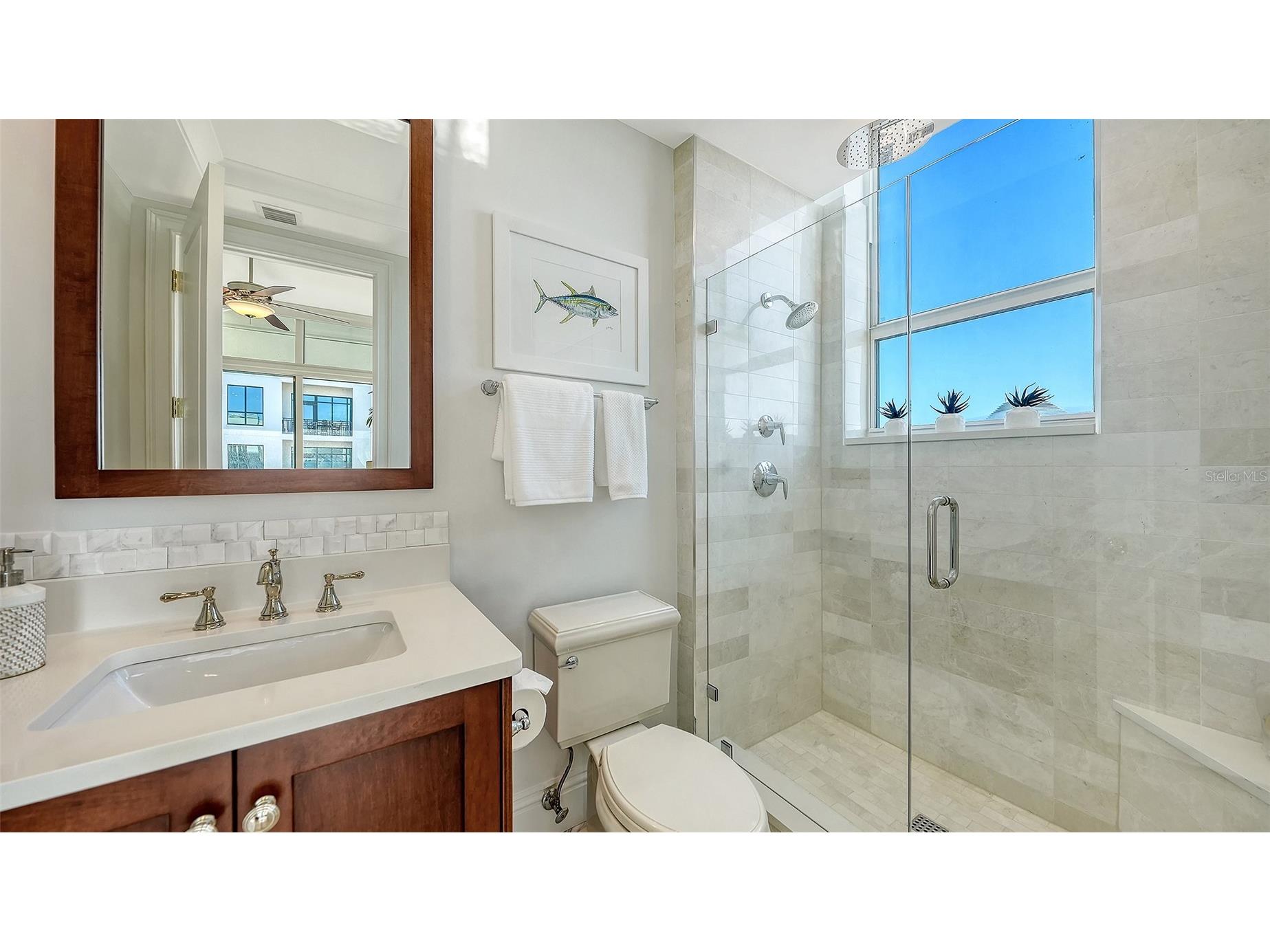 1350 Main Street #PH-1701 Sarasota FL 34236 A4681396 image25