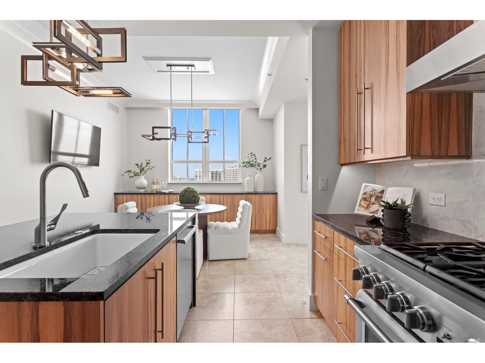 1350 Main Street #PH1600 Sarasota FL 34236 A4666660 image12