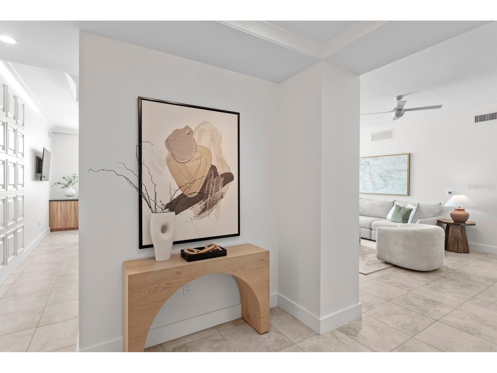 1350 Main Street #PH1600 Sarasota FL 34236 A4666660 image2