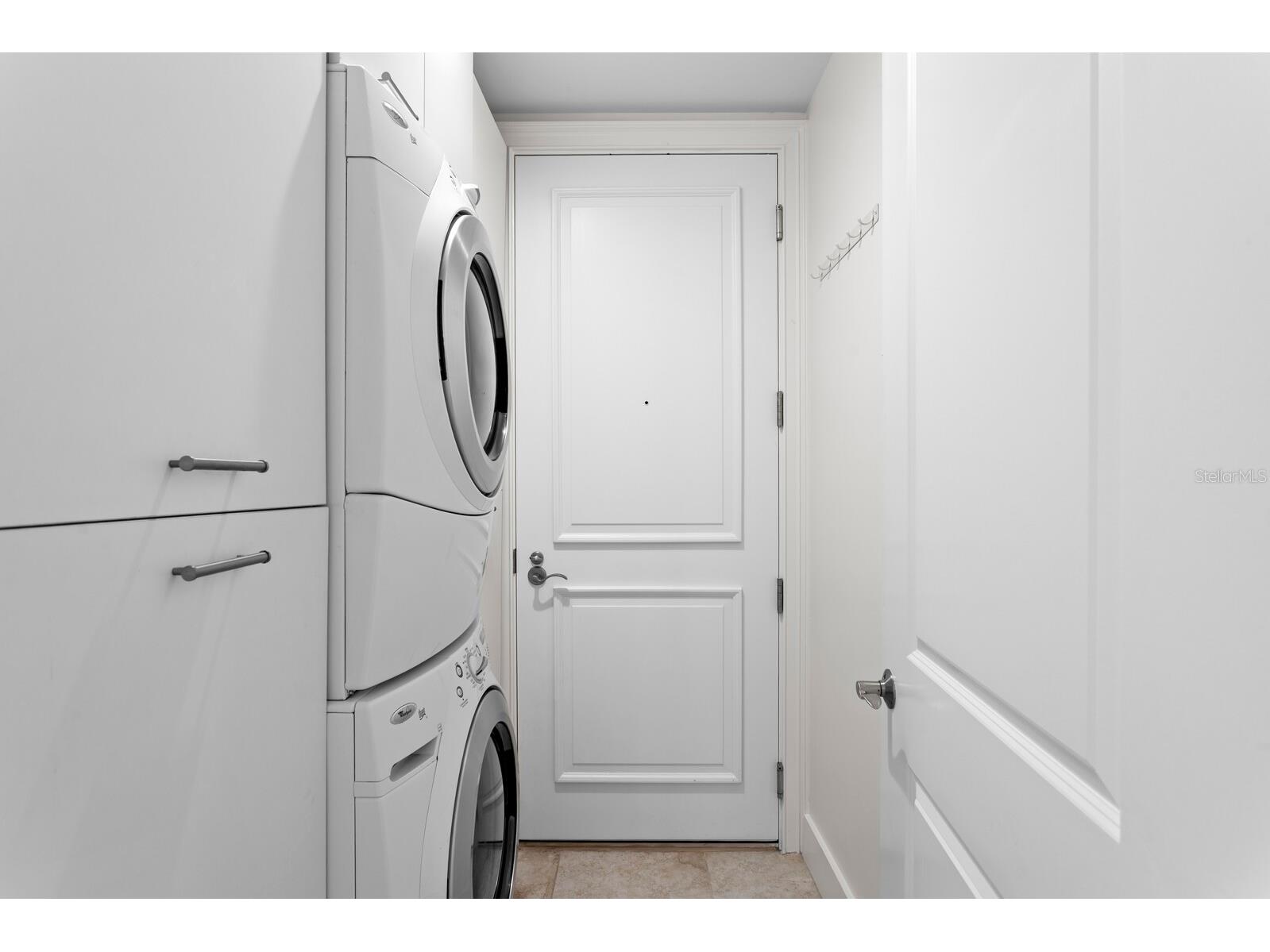 1350 Main Street #PH1600 Sarasota FL 34236 A4666660 image39