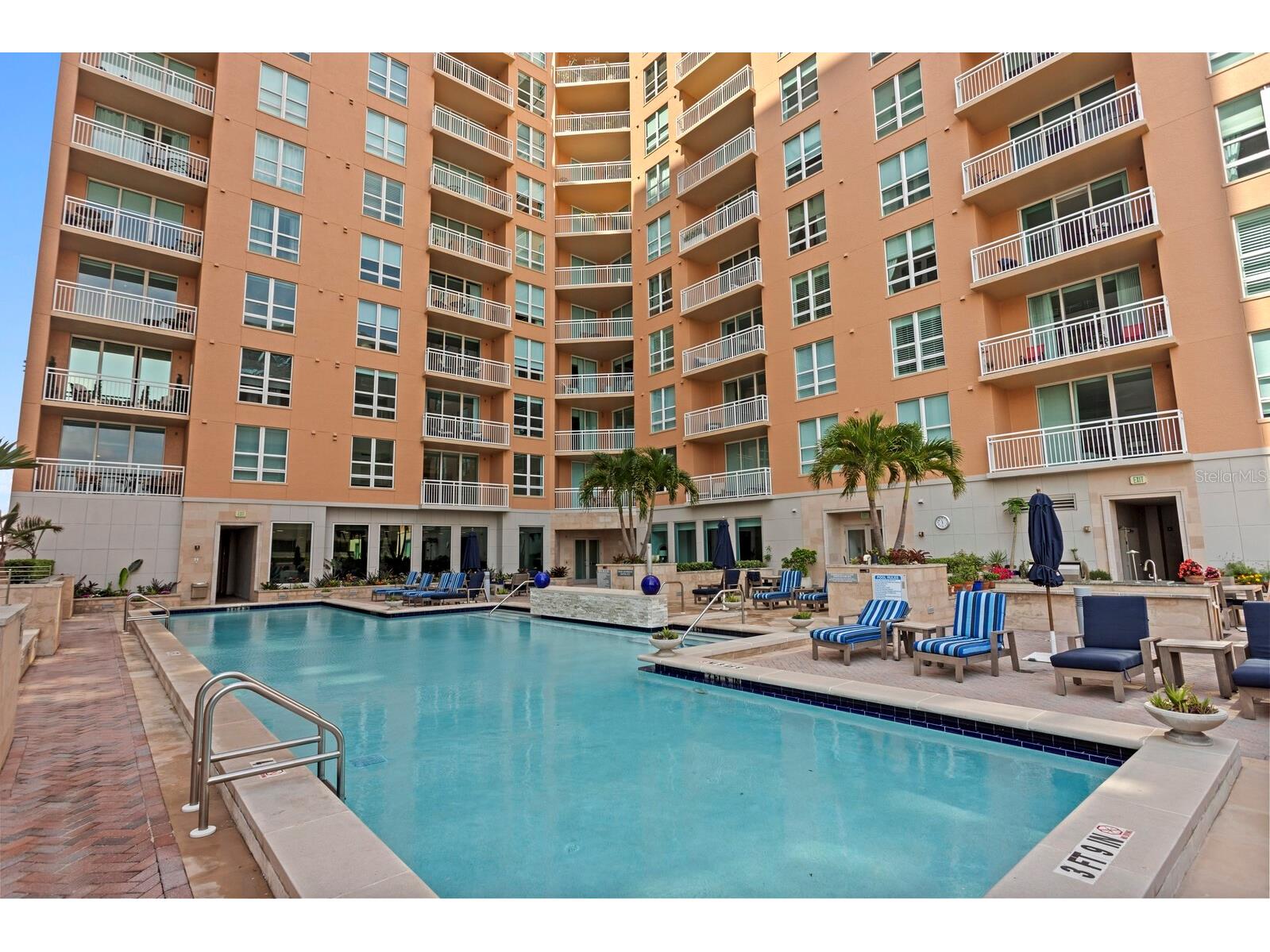 1350 Main Street #PH1600 Sarasota FL 34236 A4666660 image46