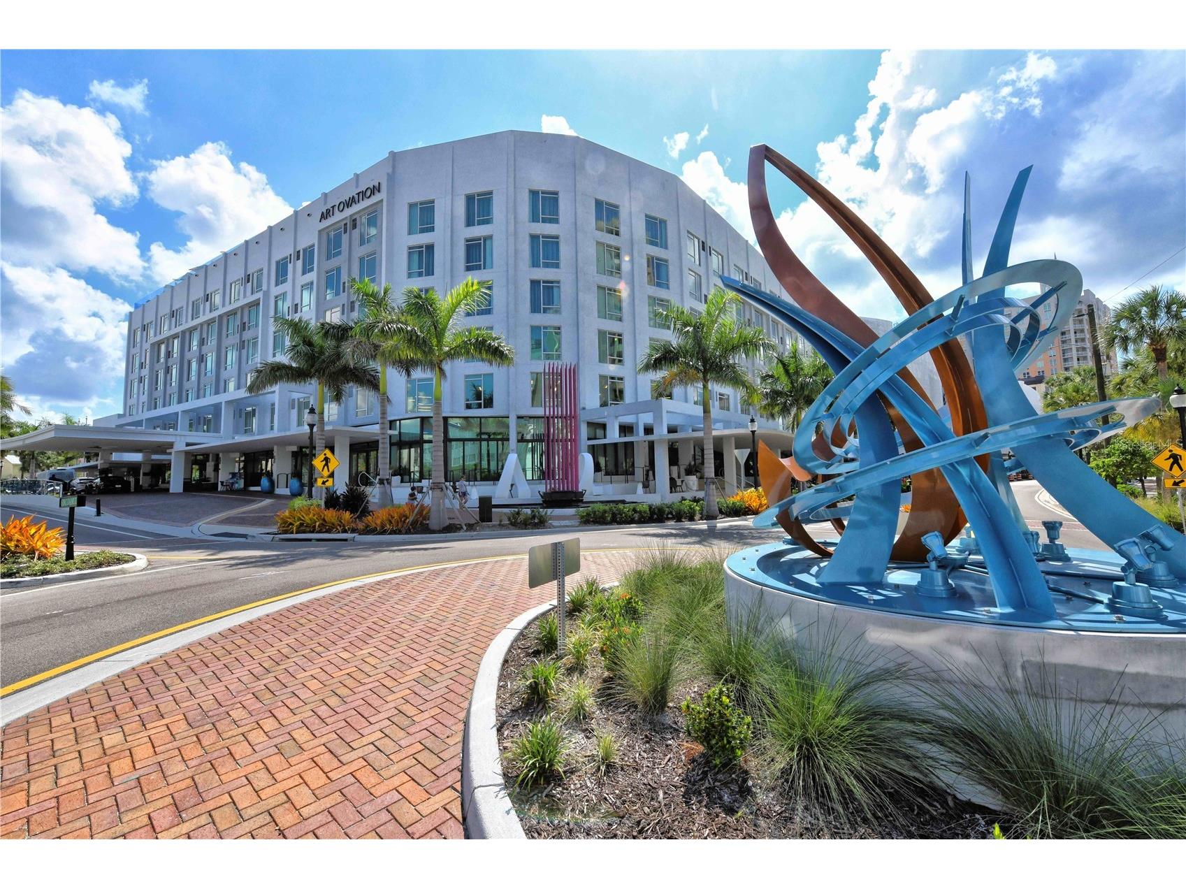 1350 Main Street #PH1600 Sarasota FL 34236 A4666660 image59