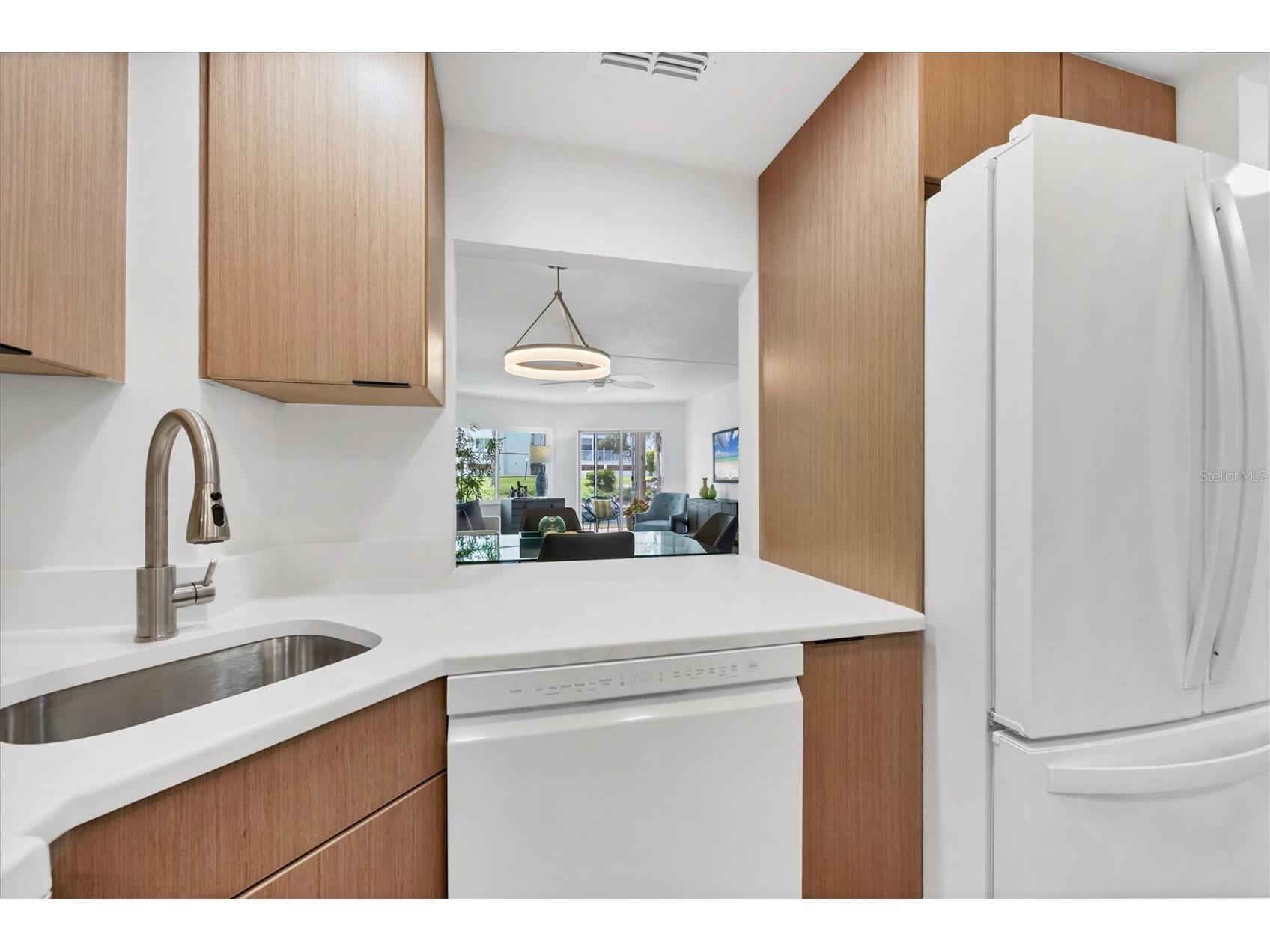 1350 N Portofino Drive #107 Sarasota FL 34242 A4662545 image23