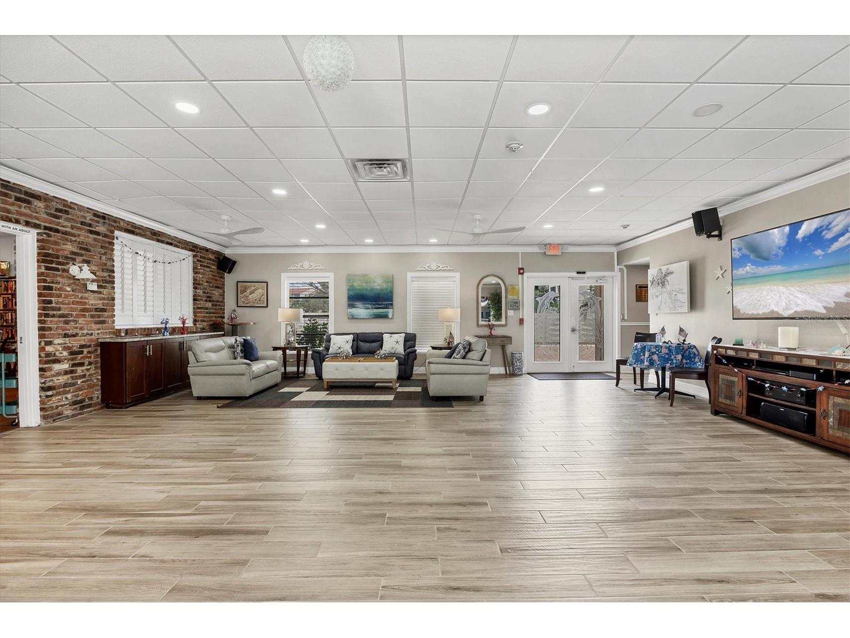 1350 N Portofino Drive #107 Sarasota FL 34242 A4662545 image38