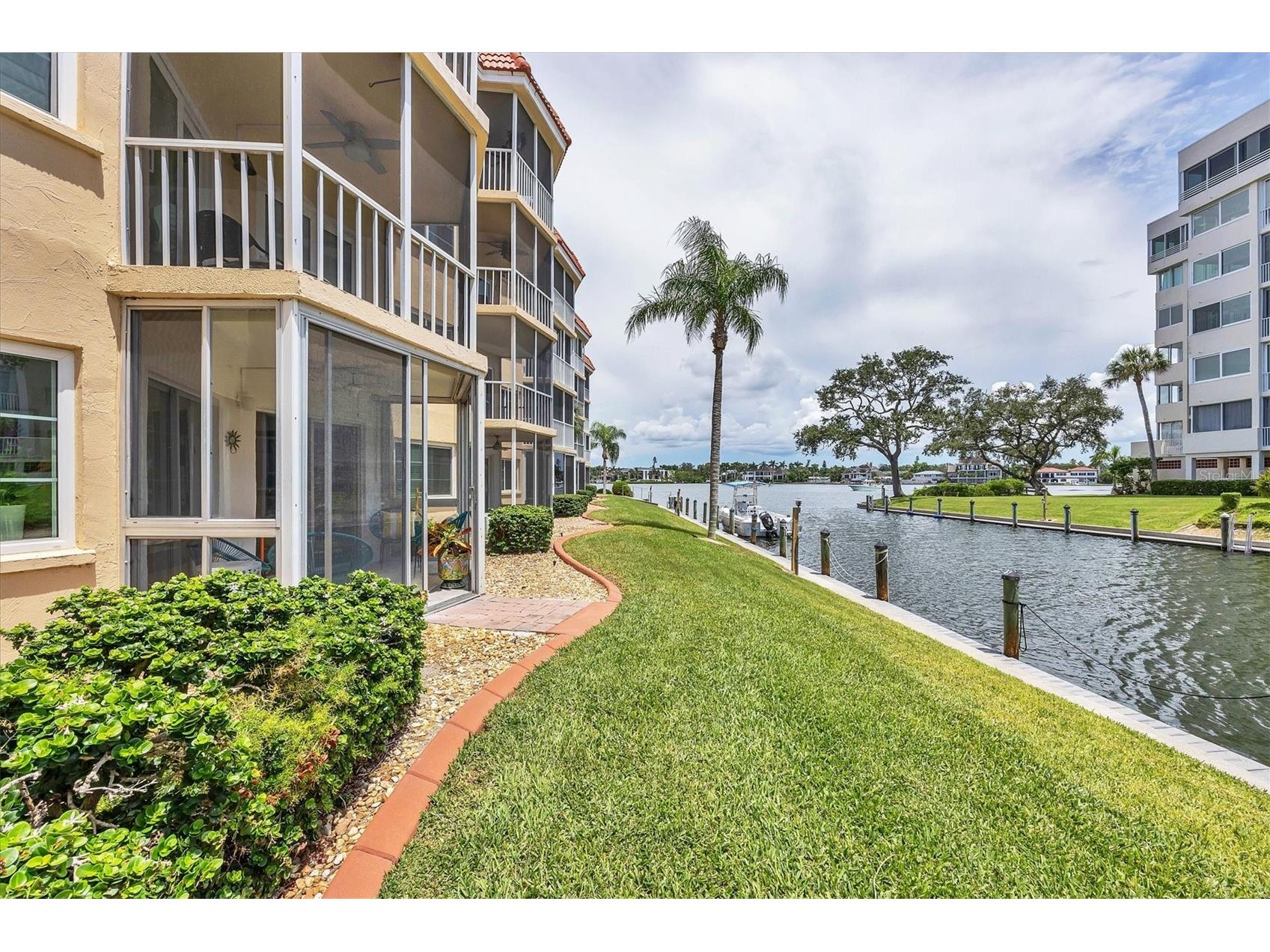 1350 N Portofino Drive #107 Sarasota FL 34242 A4662545 image6