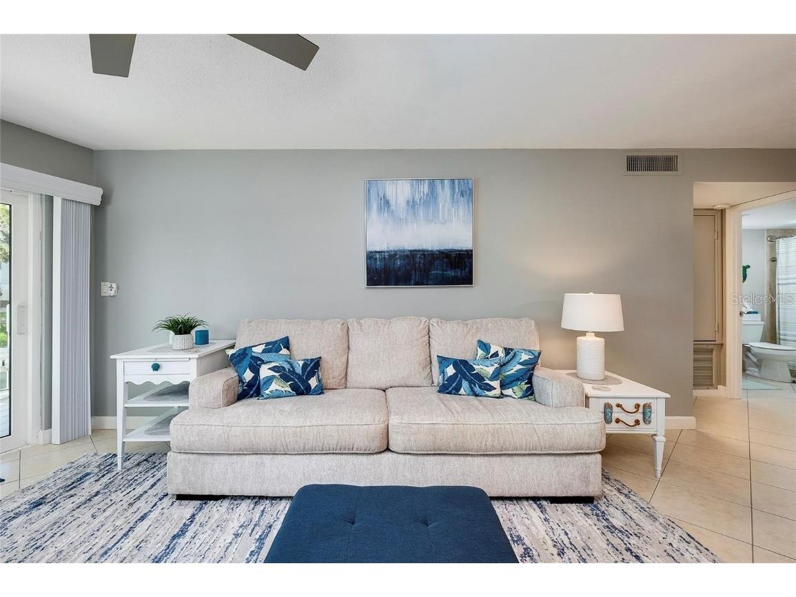 1350 N Portofino Drive #207 Sarasota FL 34242 A4612491 image10