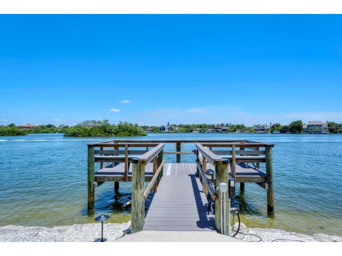 1350 N Portofino Drive #207 Sarasota FL 34242 A4612491 image35