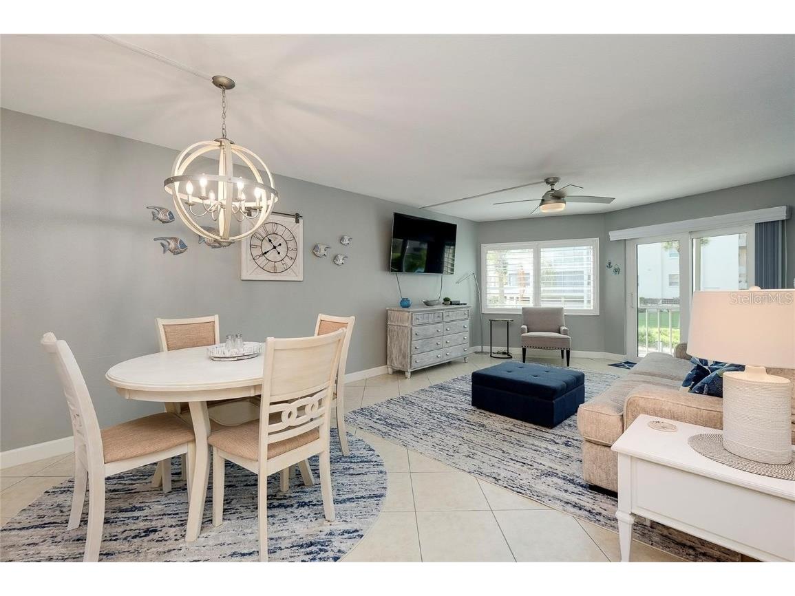 1350 N Portofino Drive #207 Sarasota FL 34242 A4612491 image6