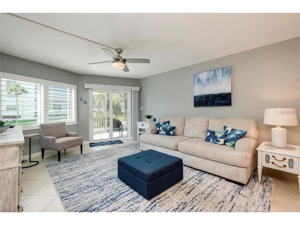 1350 N Portofino Drive #207 Sarasota FL 34242 A4612491 image7