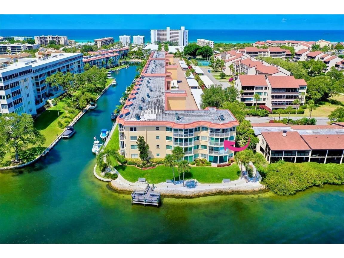 1350 N Portofino Drive #301 Sarasota FL 34242 A4595146 image1